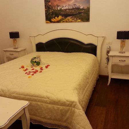 La Valle Del Cristallo B&B Чистернино Экстерьер фото