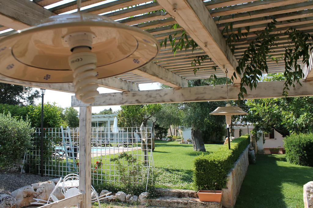La Valle Del Cristallo B&B Чистернино Экстерьер фото